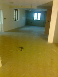 podlaha po zatuhnutí podlahové hmoty
